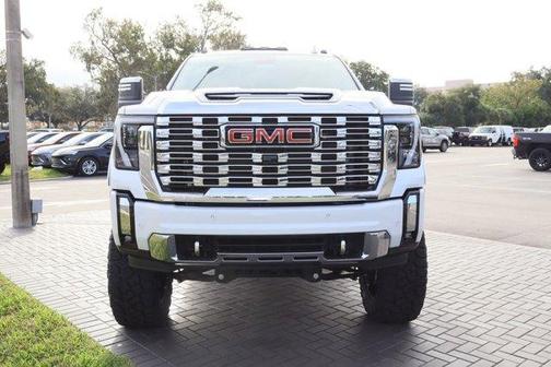 2025 GMC Sierra 2500 Denali