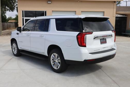 2021 GMC Yukon XL SLT