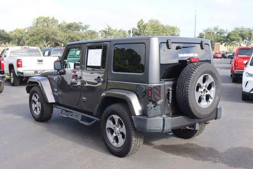 2017 Jeep Wrangler Unlimited Sahara
