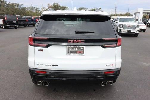 2025 GMC Acadia AT4