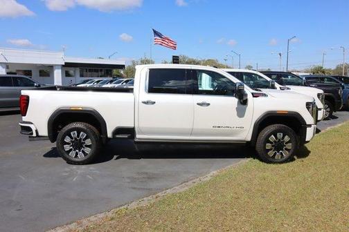 2025 GMC Sierra 2500 Denali
