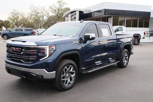 2022 GMC Sierra 1500 SLT