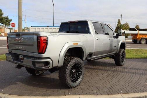 2025 GMC Sierra 2500 Denali
