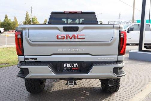 2025 GMC Sierra 2500 Denali