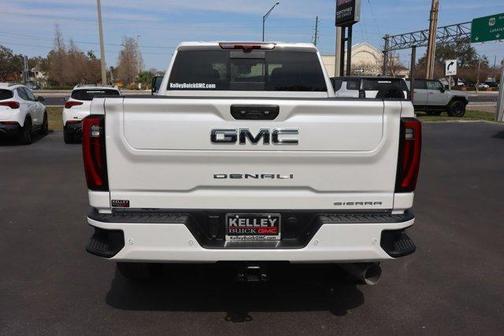 2025 GMC Sierra 2500 Denali