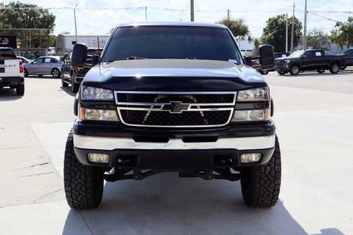 2007 Chevrolet Silverado 1500 LT H/D Crew Cab Classic