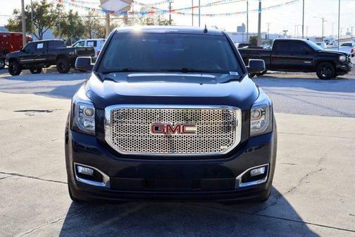 2017 GMC Yukon SLT