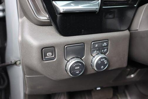 2025 GMC Sierra 1500 SLE