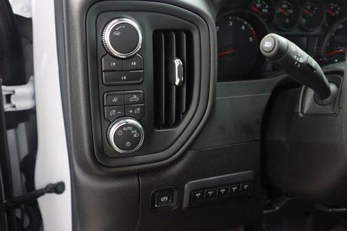 2025 GMC Sierra 3500 Pro