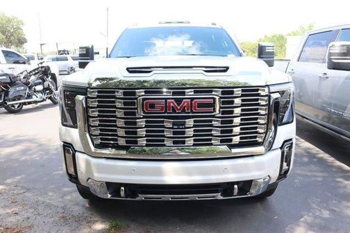 2025 GMC Sierra 2500 Denali