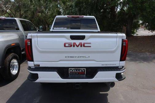 2025 GMC Sierra 2500 Denali