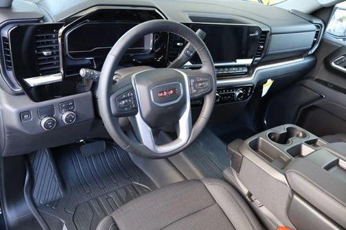 2025 GMC Sierra 1500 SLE