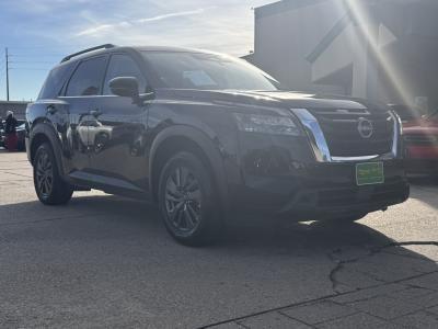 2023 Nissan Pathfinder SV