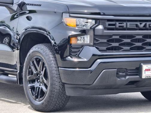 Black 2024 Chevrolet Silverado 1500 Custom
