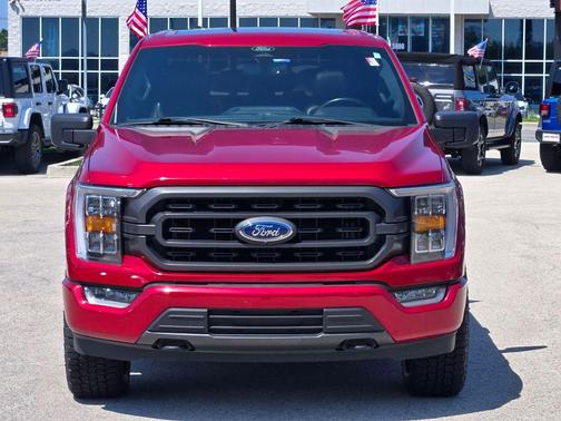 Rapid Red Metallic Tinted Clearcoat 2022 Ford F-150 XLT