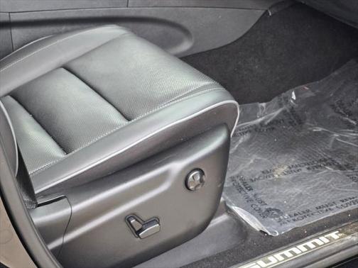2020 Jeep Grand Cherokee Summit
