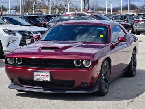 Octane Red Pearlcoat 2022 Dodge Challenger GT
