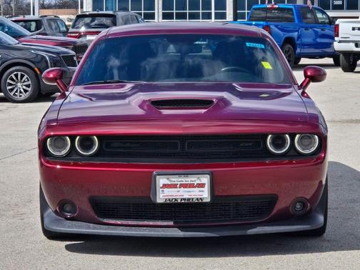Octane Red Pearlcoat 2022 Dodge Challenger GT