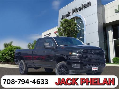 2025 RAM 2500 Big Horn Crew Cab 4x4 8' Box