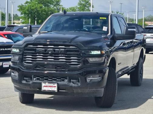 2025 RAM 2500 Big Horn Crew Cab 4x4 8' Box