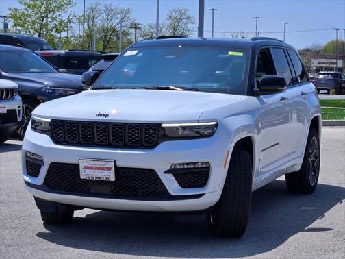 2025 Jeep Grand Cherokee Summit