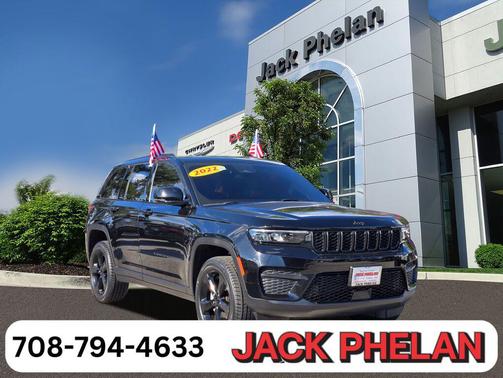 2022 Jeep Grand Cherokee Altitude