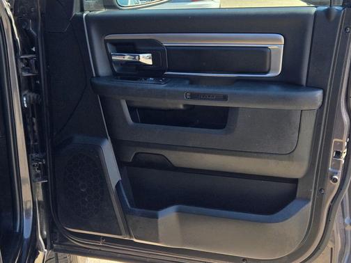 Granite 2024 RAM 1500 Classic Warlock Crew Cab 4x4 5'7' Box