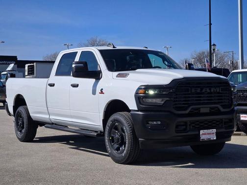 2026 RAM 2500 Tradesman Crew Cab 4x4 8' Box