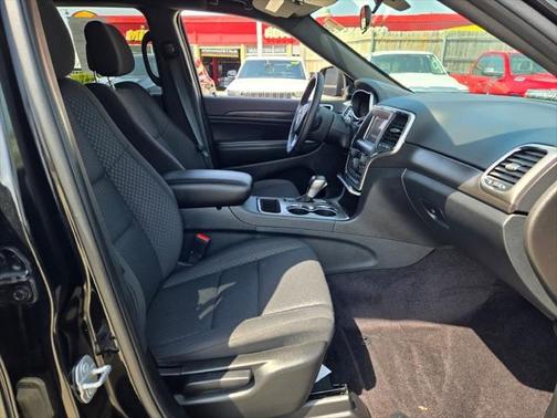 2018 Jeep Grand Cherokee Laredo