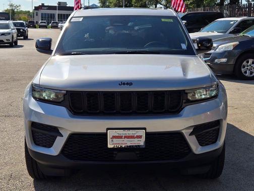 2025 Jeep Grand Cherokee Altitude