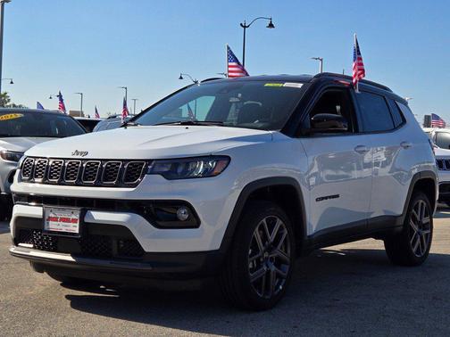Bright White Clearcoat 2026 Jeep Compass Limited