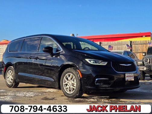 2025 Chrysler Pacifica L