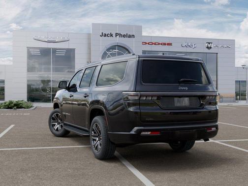 High Gloss Black 2026 Jeep Grand Wagoneer L 4x4