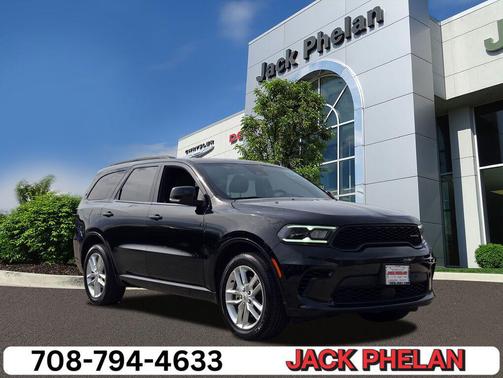 DB Black Crystal Clearcoat 2025 Dodge Durango GT Plus