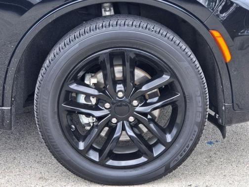 DB Black Crystal Clearcoat 2025 Dodge Durango GT Plus