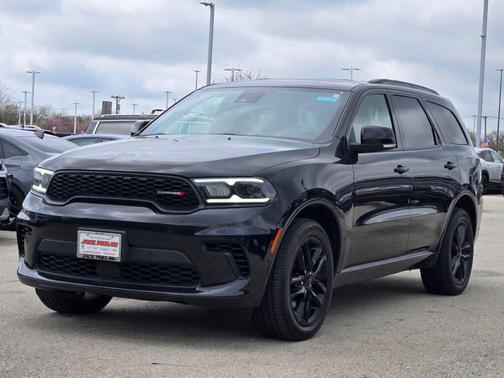 DB Black Crystal Clearcoat 2025 Dodge Durango GT Plus