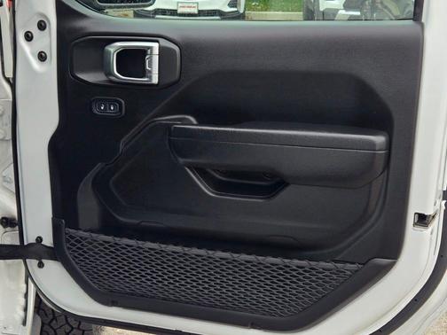 2023 Jeep Gladiator Willys 4x4