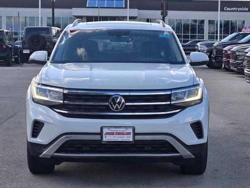 2022 Volkswagen Atlas 3.6L SE w/Technology