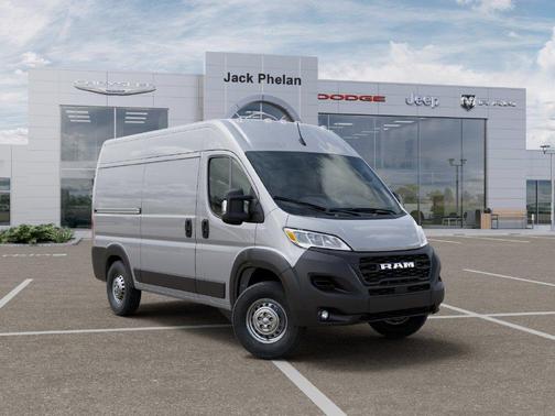 Bright Silver Metallic Clearcoat 2027 RAM ProMaster 1500 Base