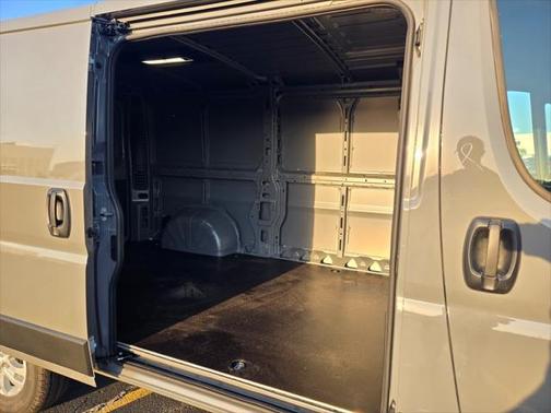 2025 RAM ProMaster 1500 Low Roof