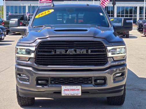2024 RAM 3500 Laramie Mega Cab 4x4 6'4' Box
