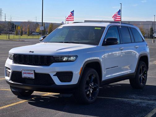 2025 Jeep Grand Cherokee Altitude