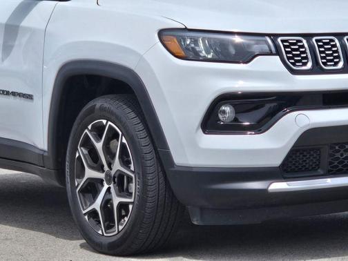 Bright White Clearcoat 2026 Jeep Compass Limited