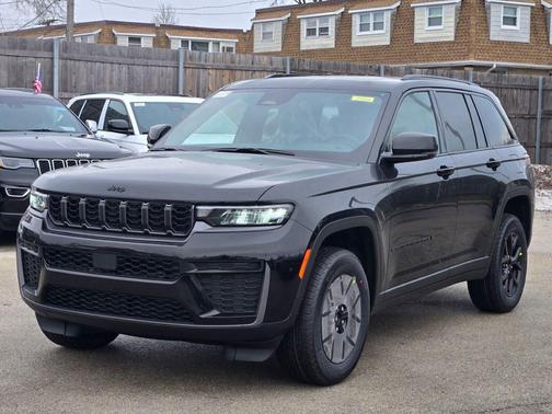 2026 Jeep Grand Cherokee Altitude