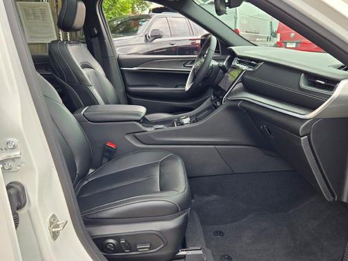 2024 Jeep Grand Cherokee Limited X