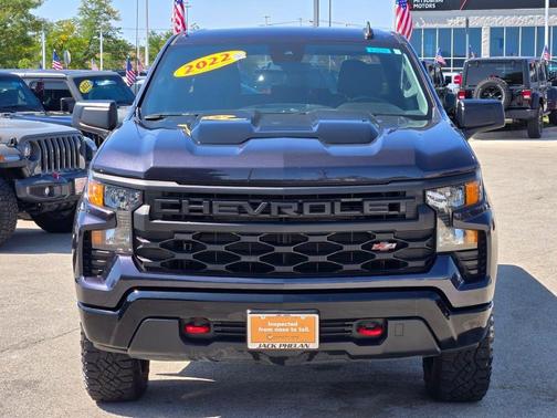 2022 Chevrolet Silverado 1500 Custom Trail Boss