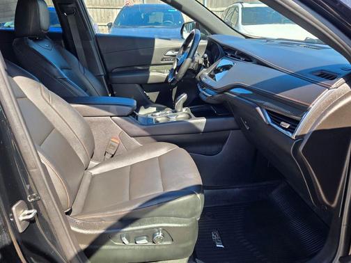 Stellar Black Metallic 2020 Cadillac XT4 Sport