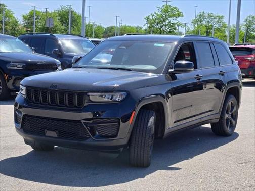 2023 Jeep Grand Cherokee Altitude