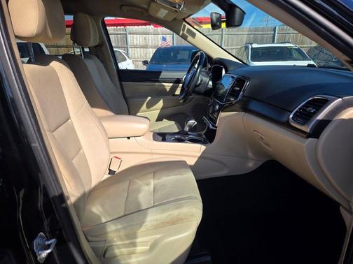 2022 Jeep Grand Cherokee Laredo