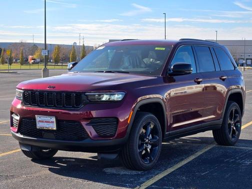 2025 Jeep Grand Cherokee Altitude